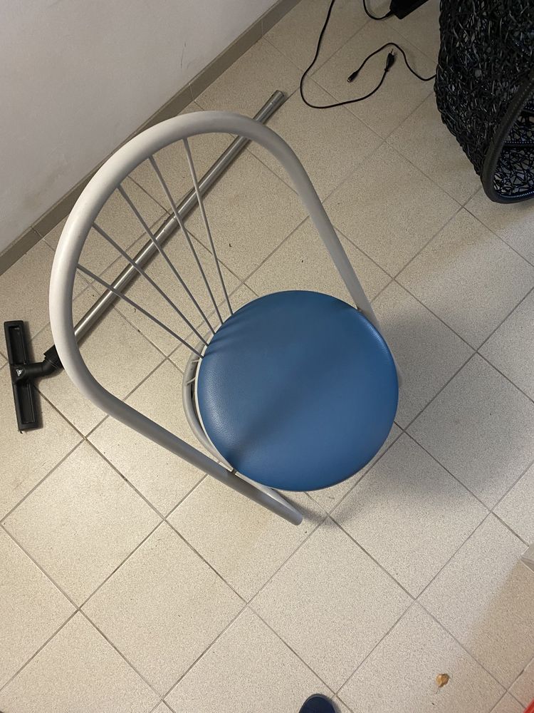 Krzesła do kuchni- bardzo wytrzymałe