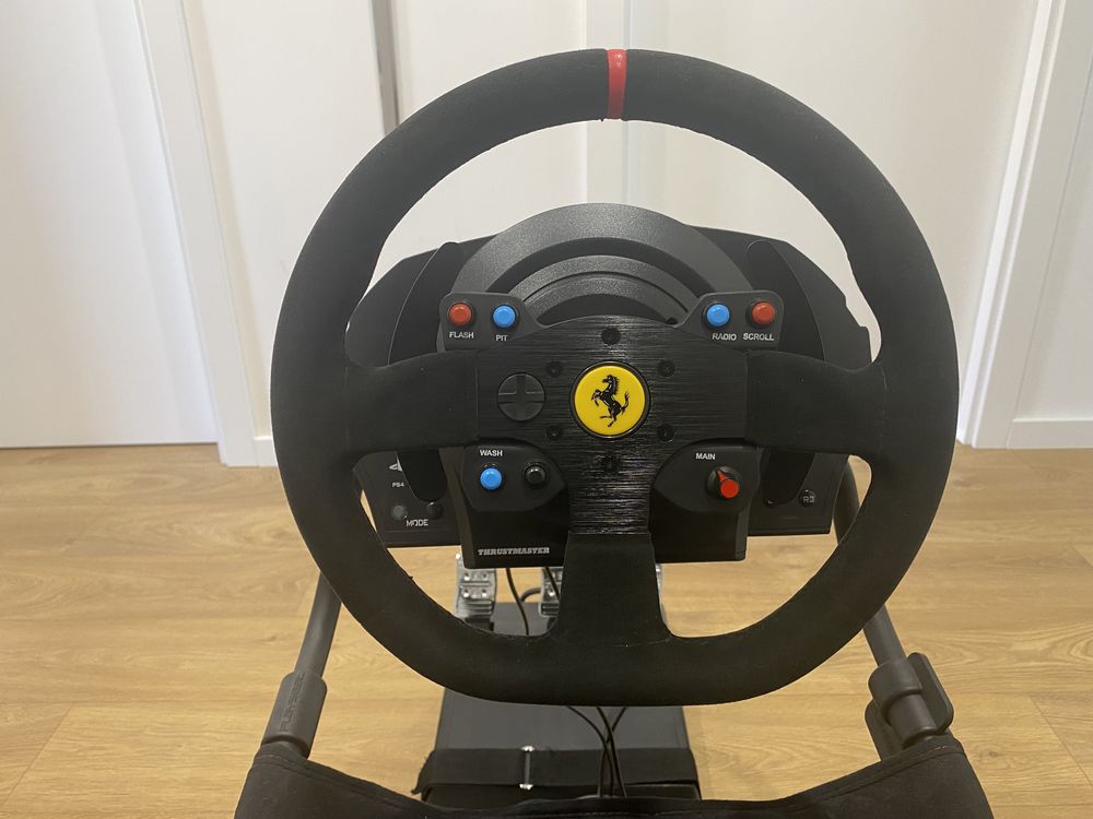 Volante thurstmaster Ferrari + Cadeira Playseat