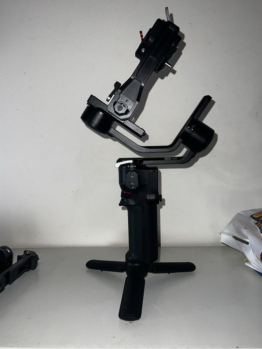 Dji RS3 Mini + Pega metálica