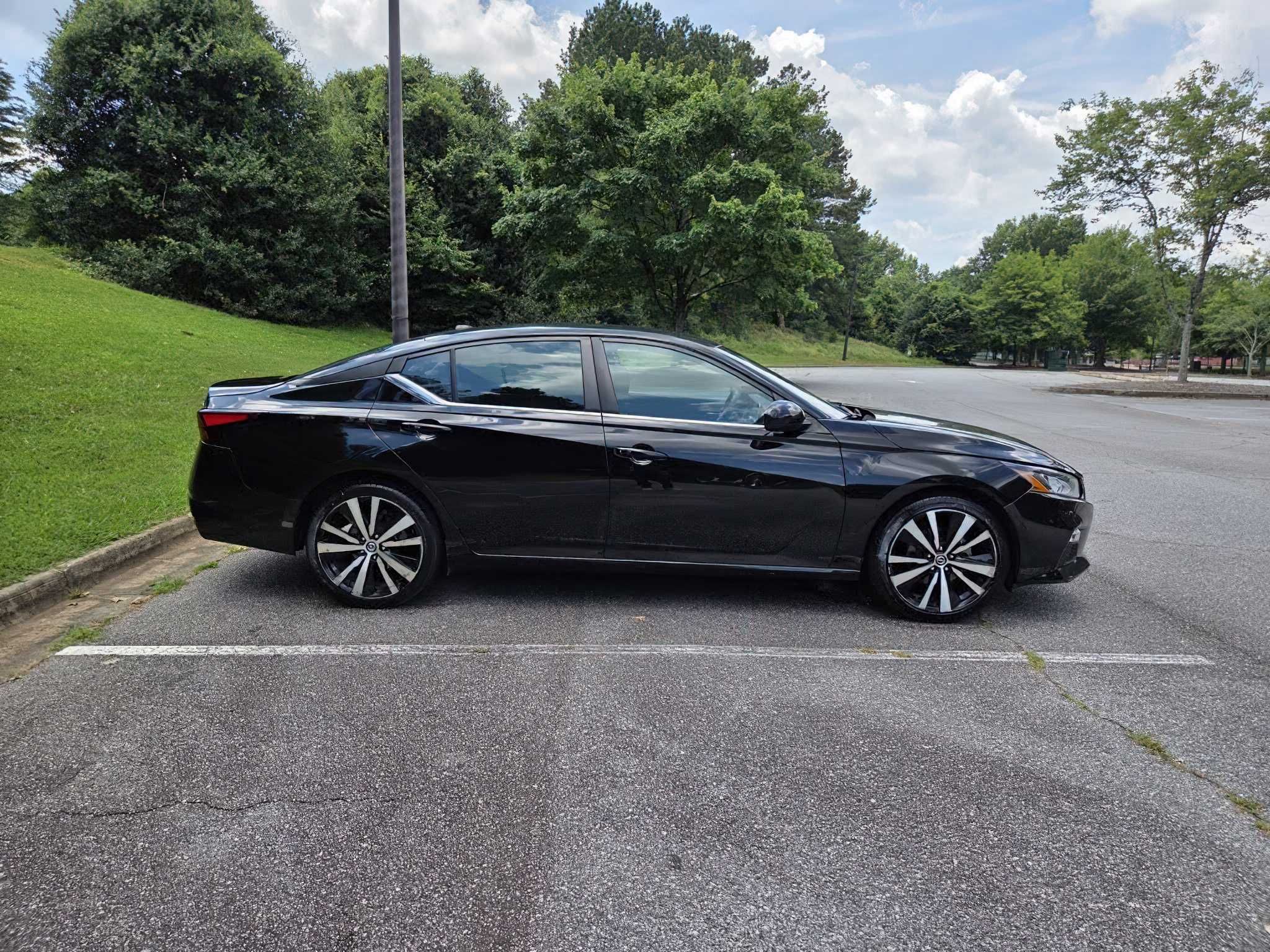 Nissan Altima 2021