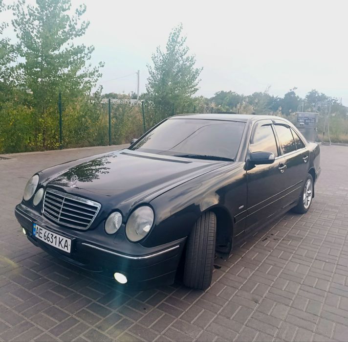 Продам мерседес w210