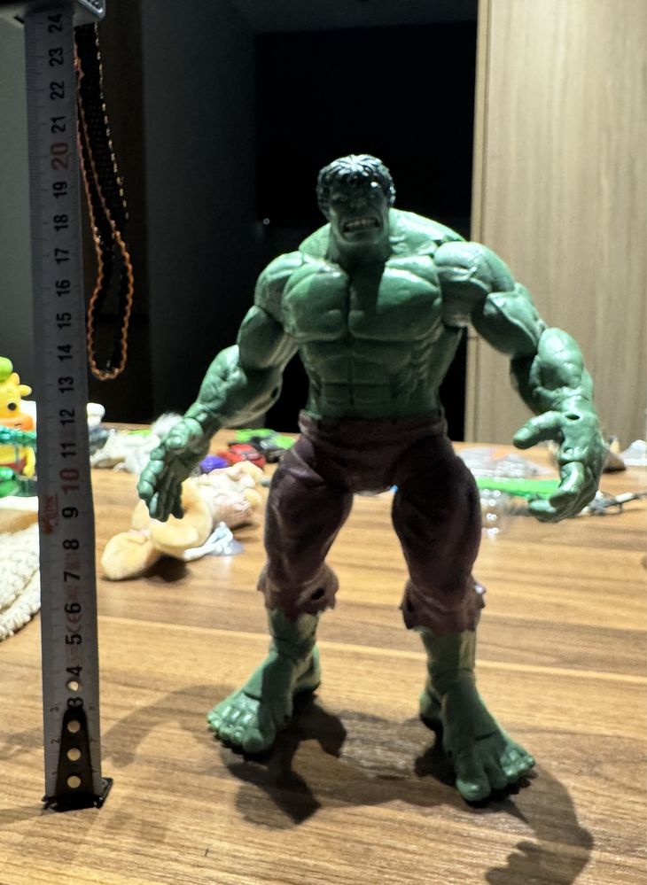 Продам фигурку халк hulk toy biz marvel