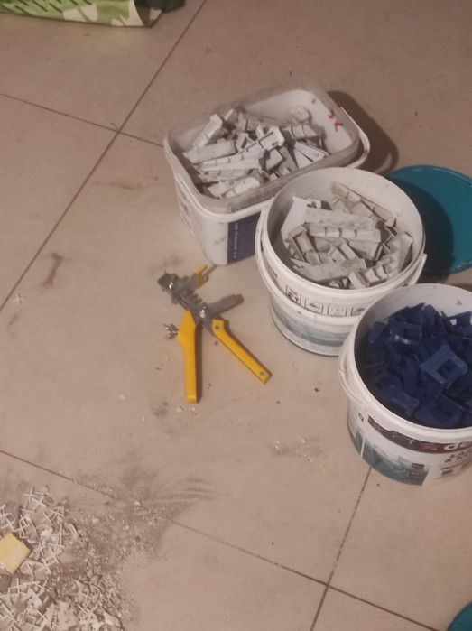 Zestaw do poziomowania płytek Kubala