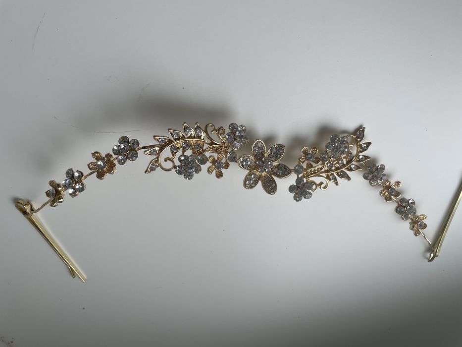 Веточка в прическу 23 см