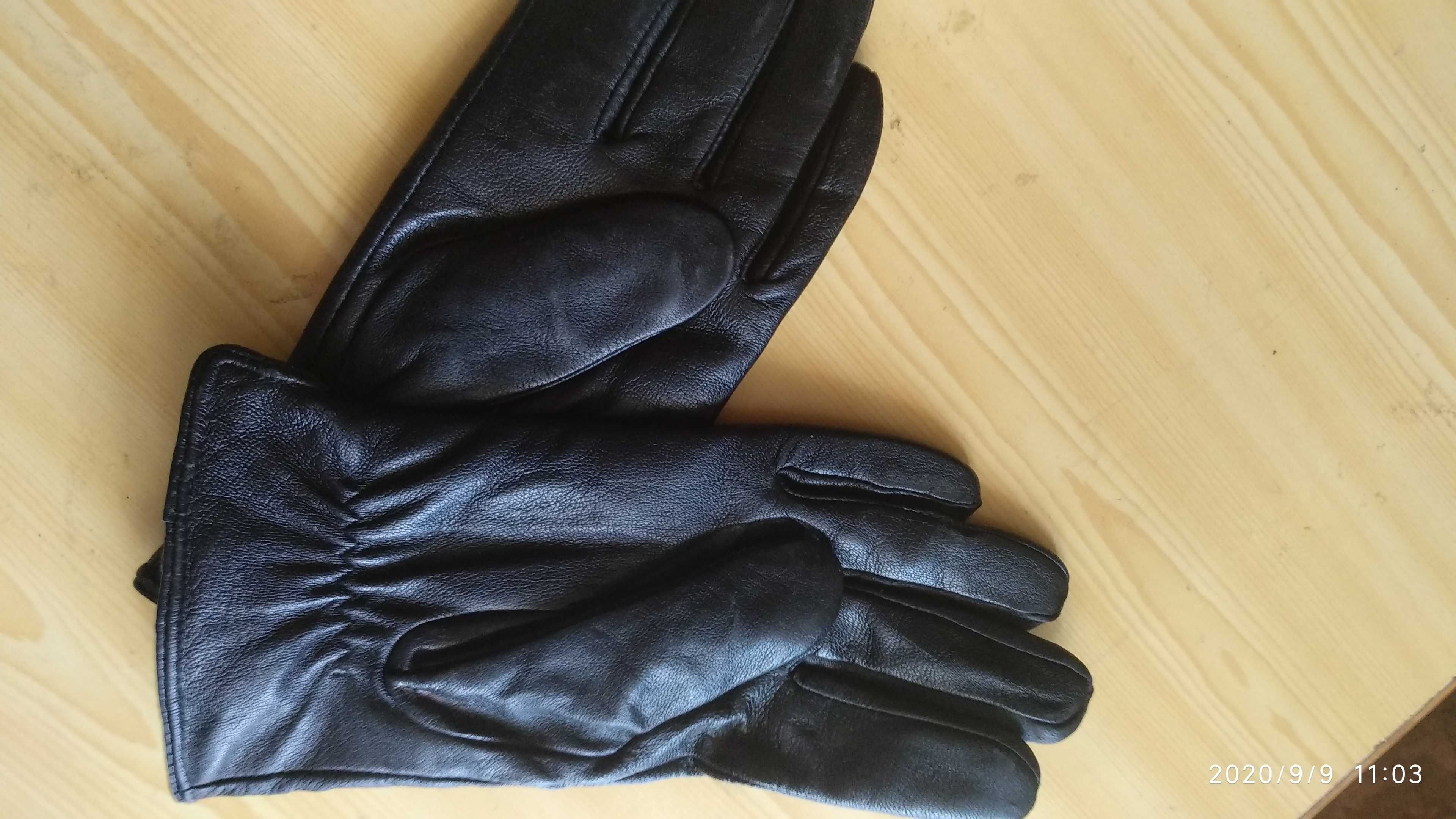 Мужские кожаные перчатки SUPERIOR размер 6. Кожа Лайка ,страна Румыния