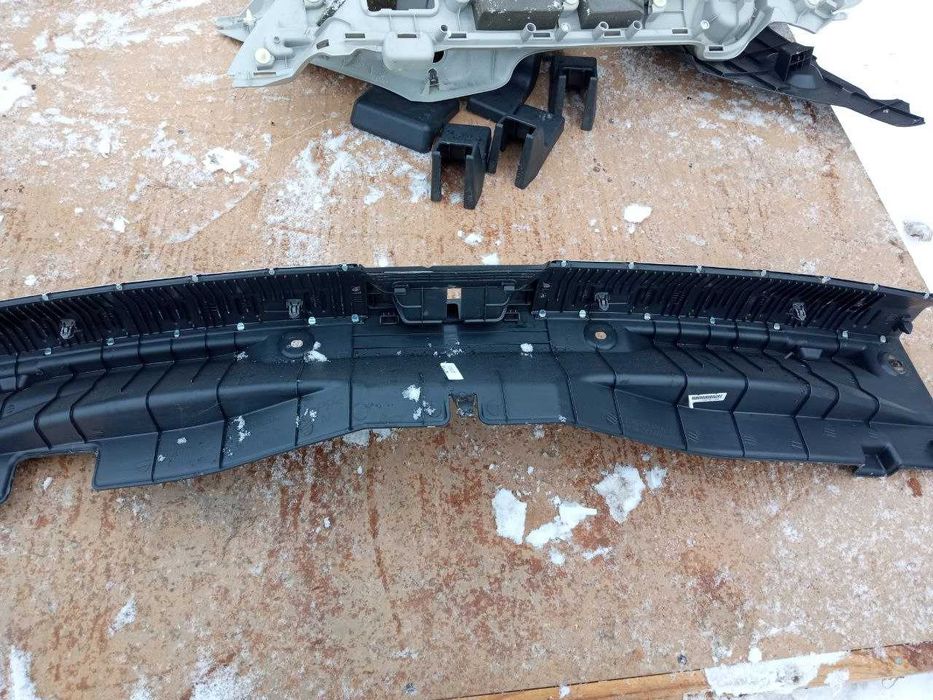 Обшивка багажника пластик Nissan Qashqai J10 08-14 є все