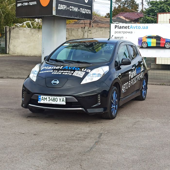 NISSAN Leaf 2014