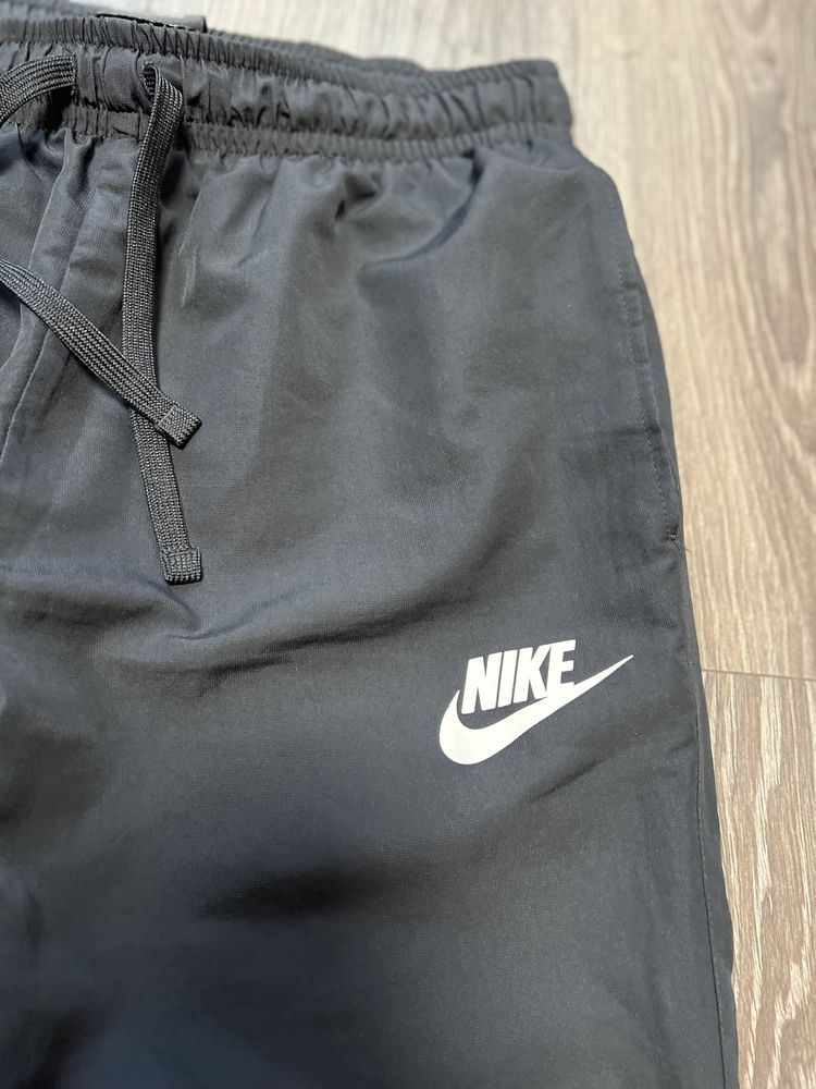 Спортивные штаны Nike NSW Tech Fleece