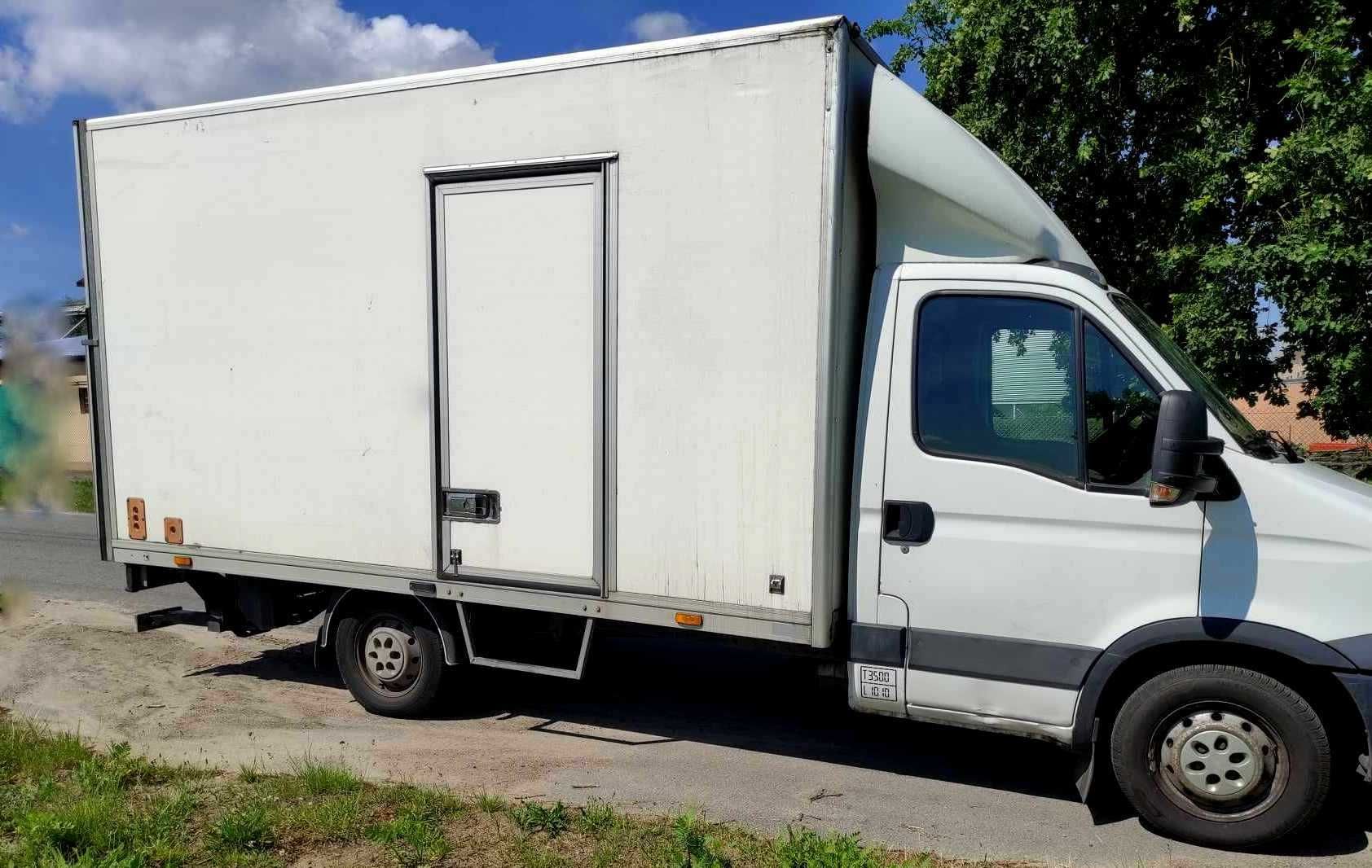 TRANSPORT-PRZEPROWADZKI-Wynajem auta z kierowcą- IVECO-Winda 24h/7