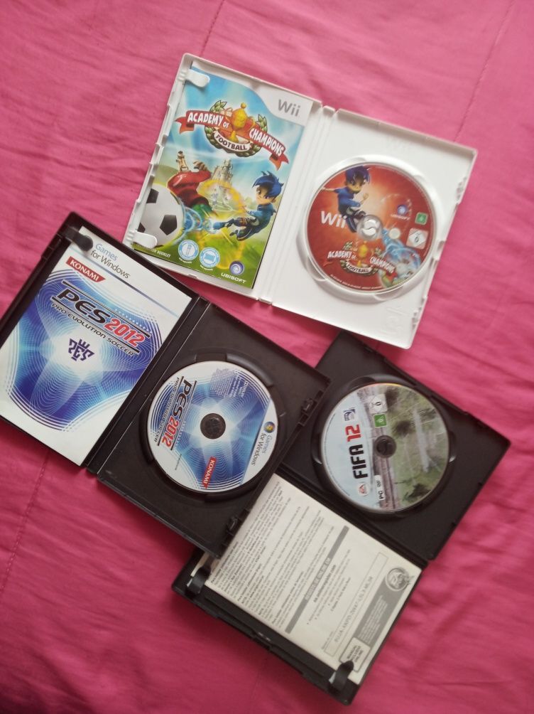 Jogos Wii, PES 2012, FIFA 12, e dvd's