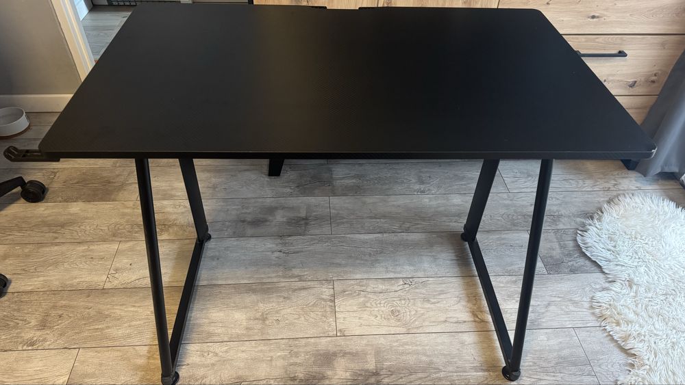 Biurko komputerowe Ultradesk Enter V2