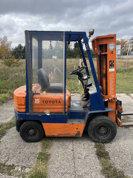 Wózek widłowy Toyota 02-5FDF15 Diesel