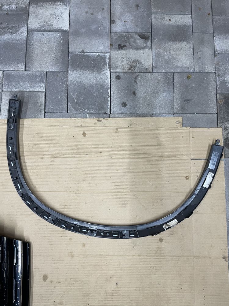Накладка крила серп BMW X5 G01 передня ліва