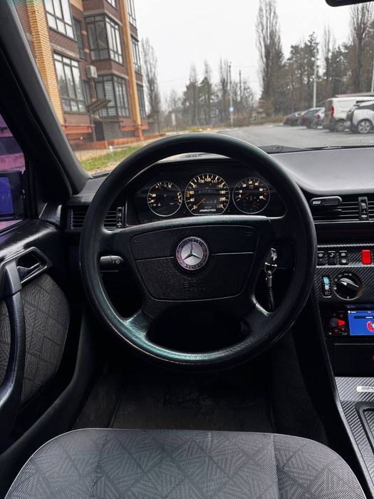 Mercedes 124 2.5 дизель, автомат ОБМІН