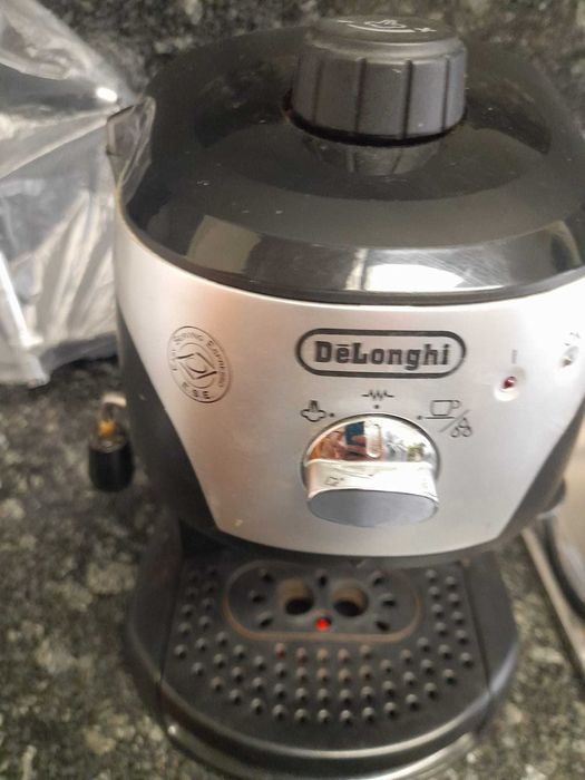 Maquina de cafe Delonghi