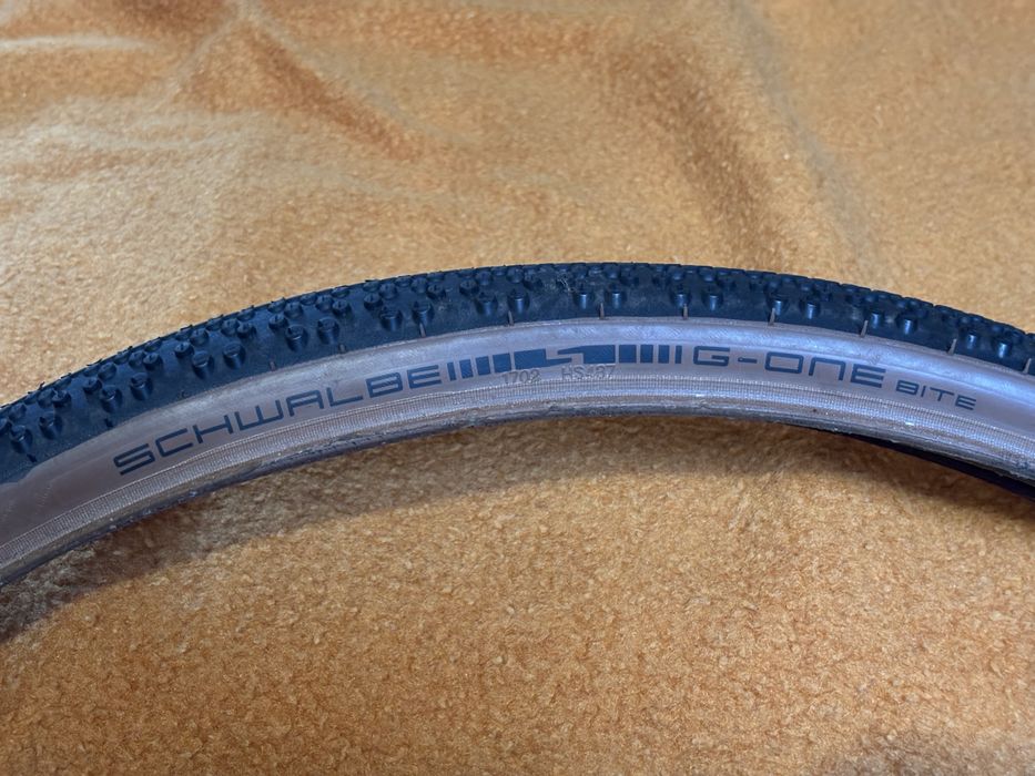 Покришки нові та бу Schwalbe Land Cruiser