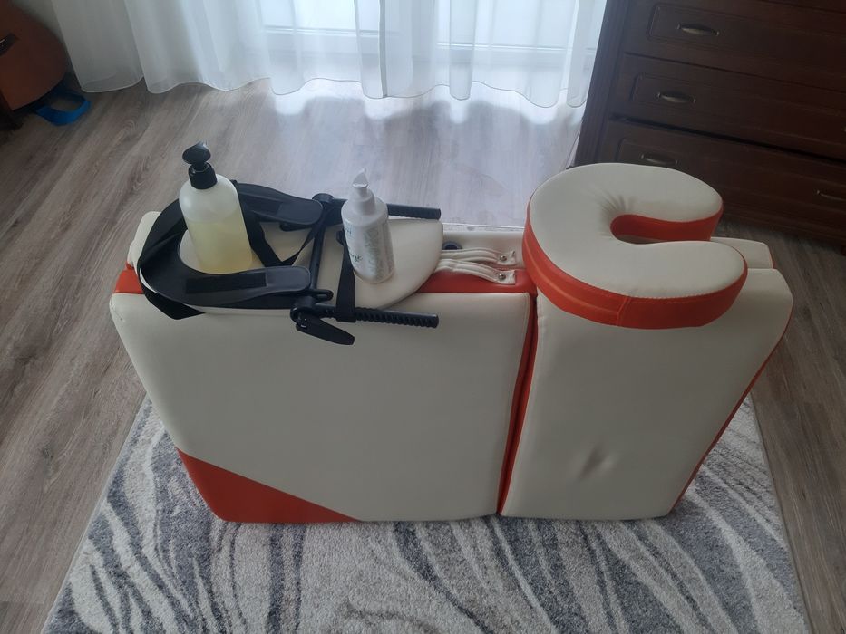 Класичний, спини, всього тіла, шия і Антицелюлітний масаж для жінок