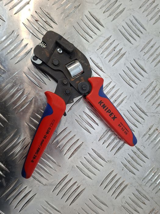 Інструмент для обжиму контактних гільз з автоналаштуванням Knipex 97 5