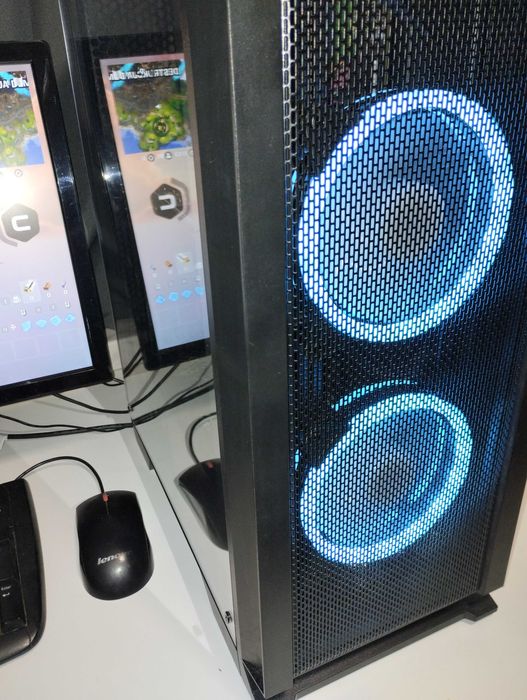 Zadbany komputer, do gier, pracy, rozrywki. Dobry do gier FPS np CS2.