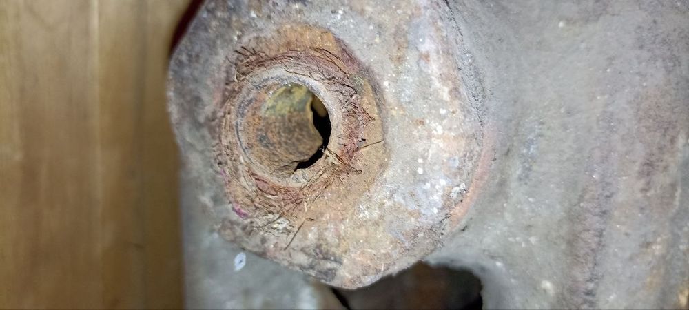 Батарея отопления чугунная