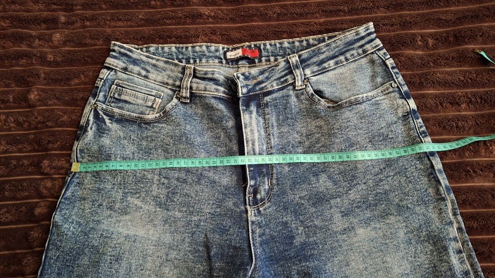 Джинси мом синього кольору