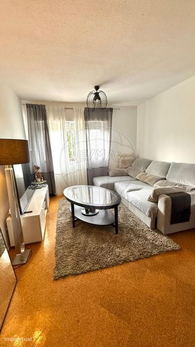 Apartamento T2 para arrendamento