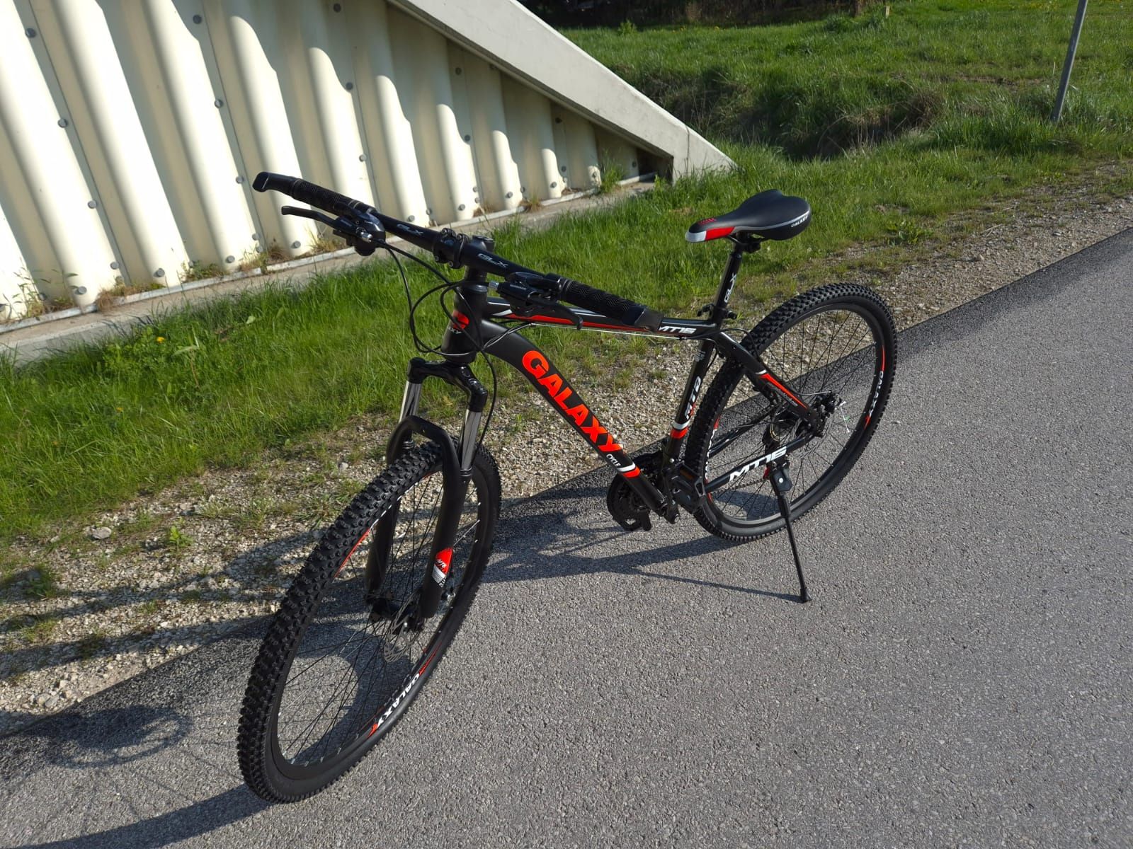 Rower Nowy Górski Galaxy  MTB 29 cale Rama 19 L