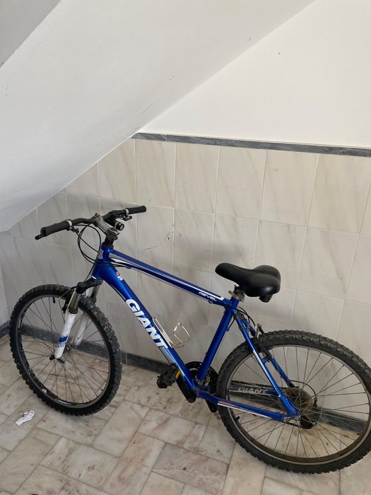 Bicicleta aro 26- Giant