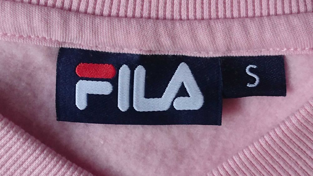 bluza Fila - lekko ocieplana.