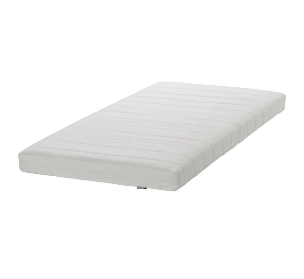 Cama SLAKT em otimo estado