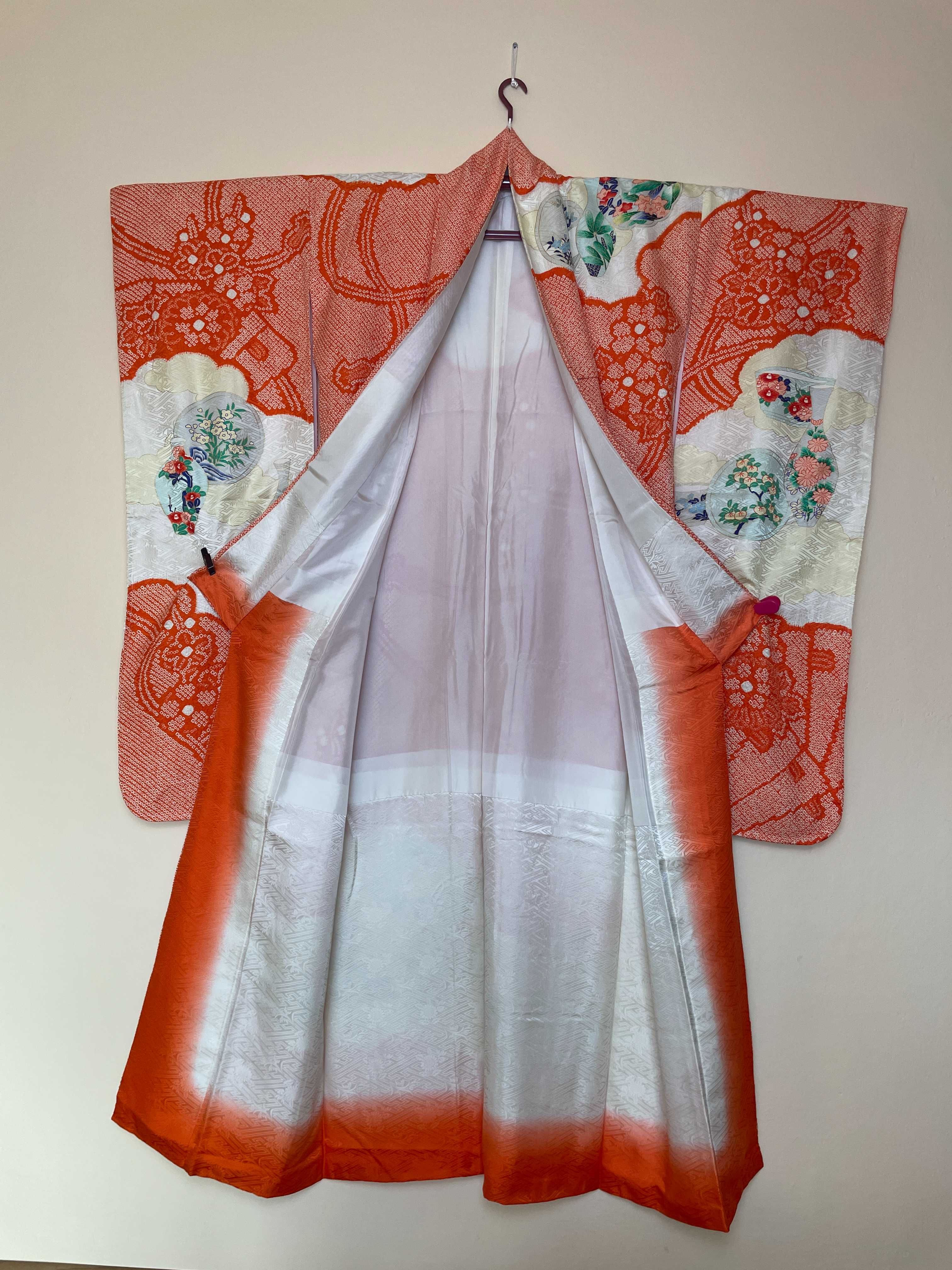 Japońskie kimono furisode