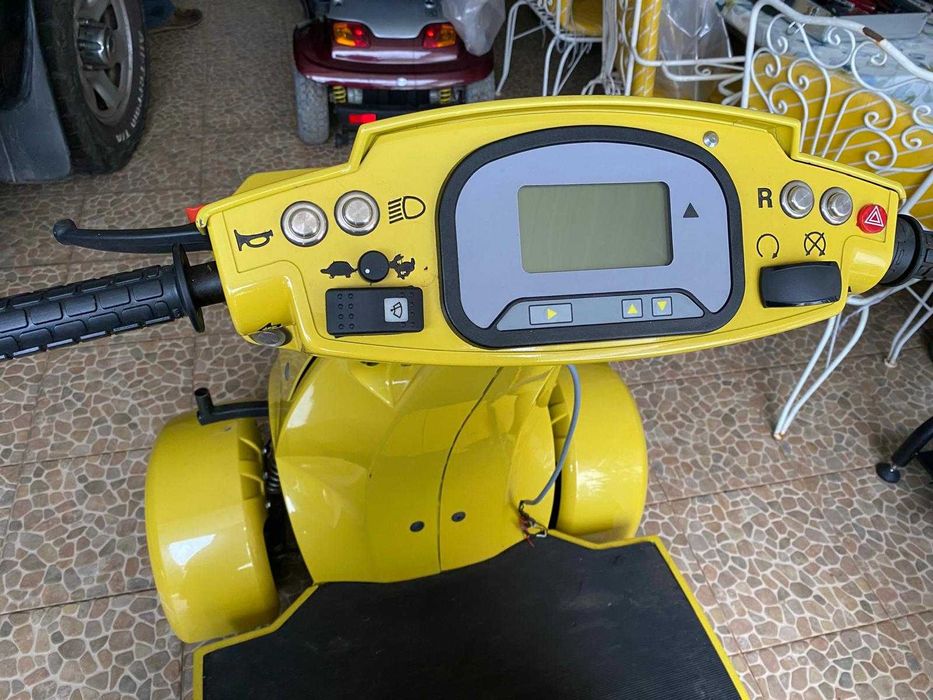 Viatura Elétrico sem carta de condução