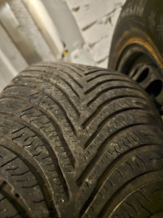 Koła felga stalowa 195/65 R15 Michelin Alpin5
