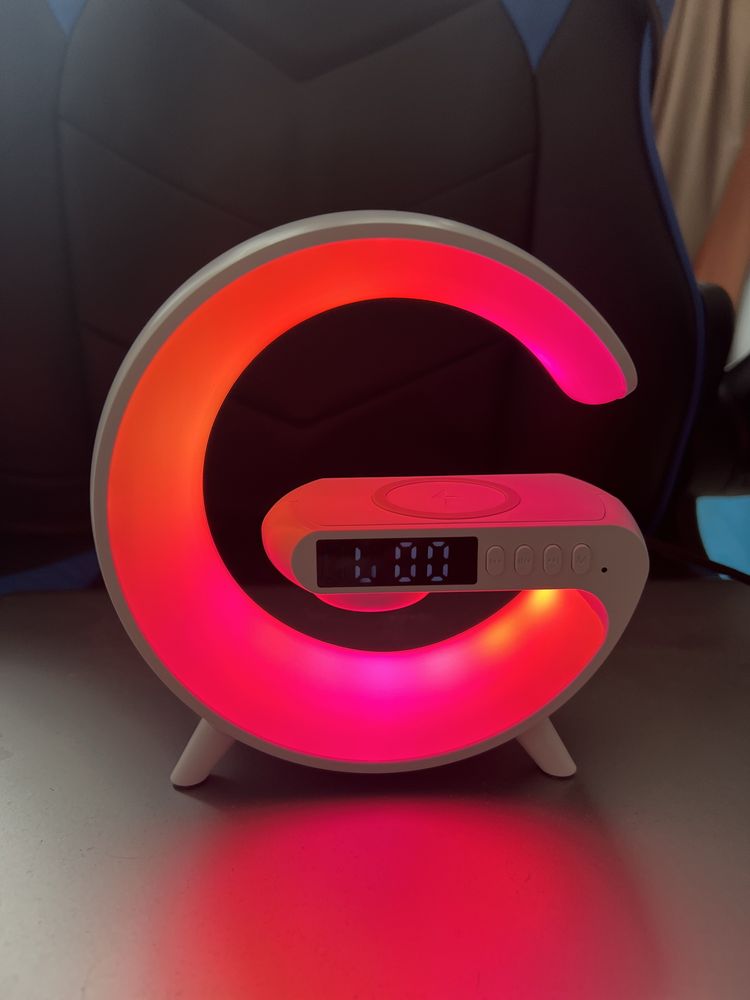 Лампа-нічник RGB з бездротовою зарядкою   з Bluetooth колонкою