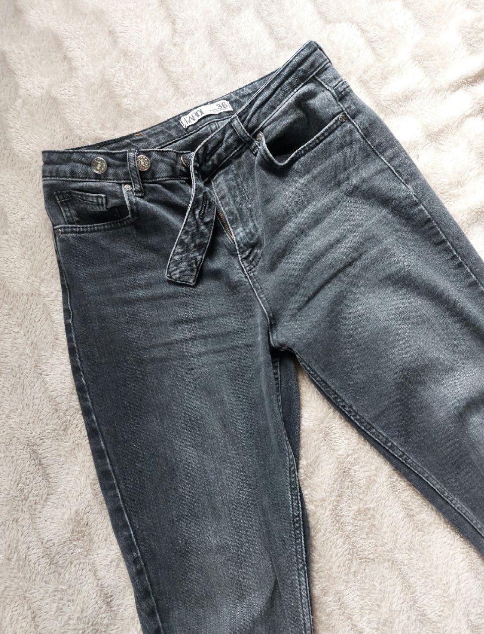 Базові сірі джинси Karol розмір 36 (s-m)