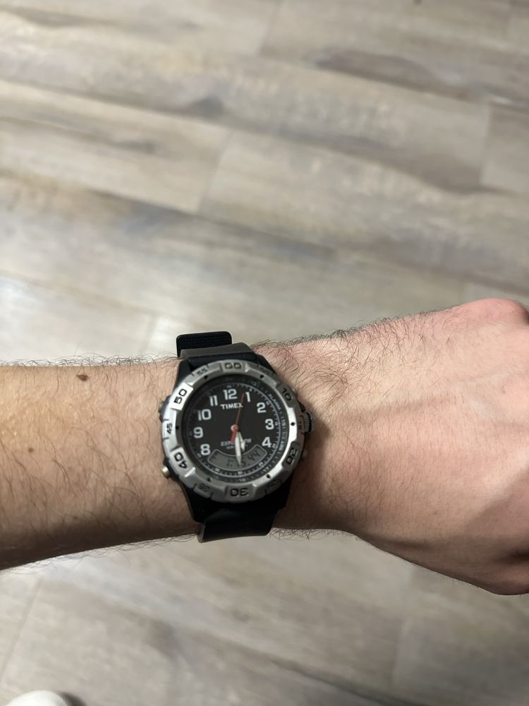 Часи чоловічі Timex