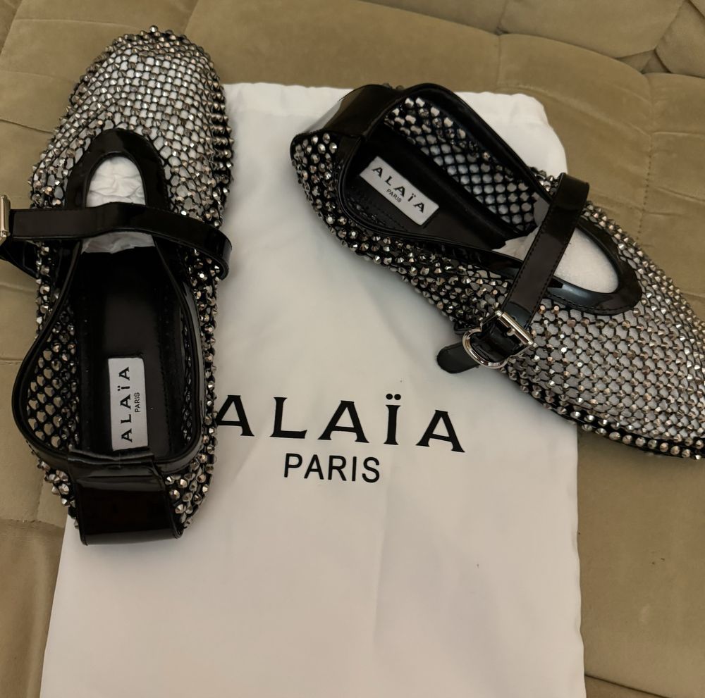 Босоножки ALAÏA. Черные с камесками на сеточке. Размер 39-41