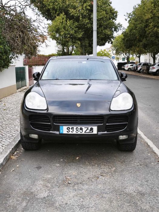 Porsche Cayenne 3.2