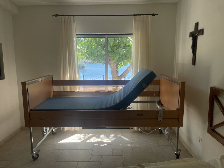 Cama Articulada Elétrica Etude Medley Ergo Tilt IN