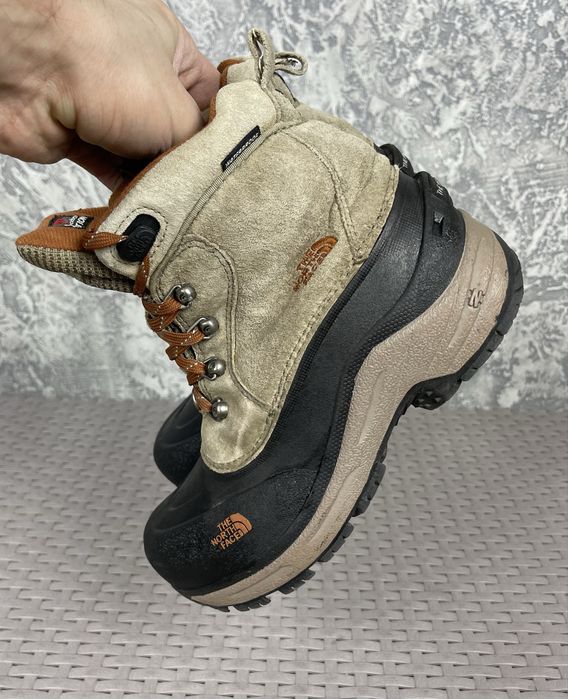 The North face waterproof ботинки сапожки 35 размер детские оригинал