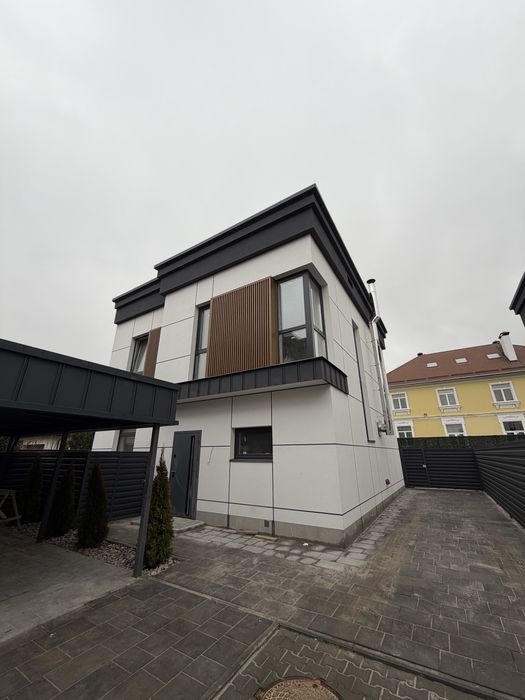 Продаж окремого будинку в с. Петропавлівська Борщагівка