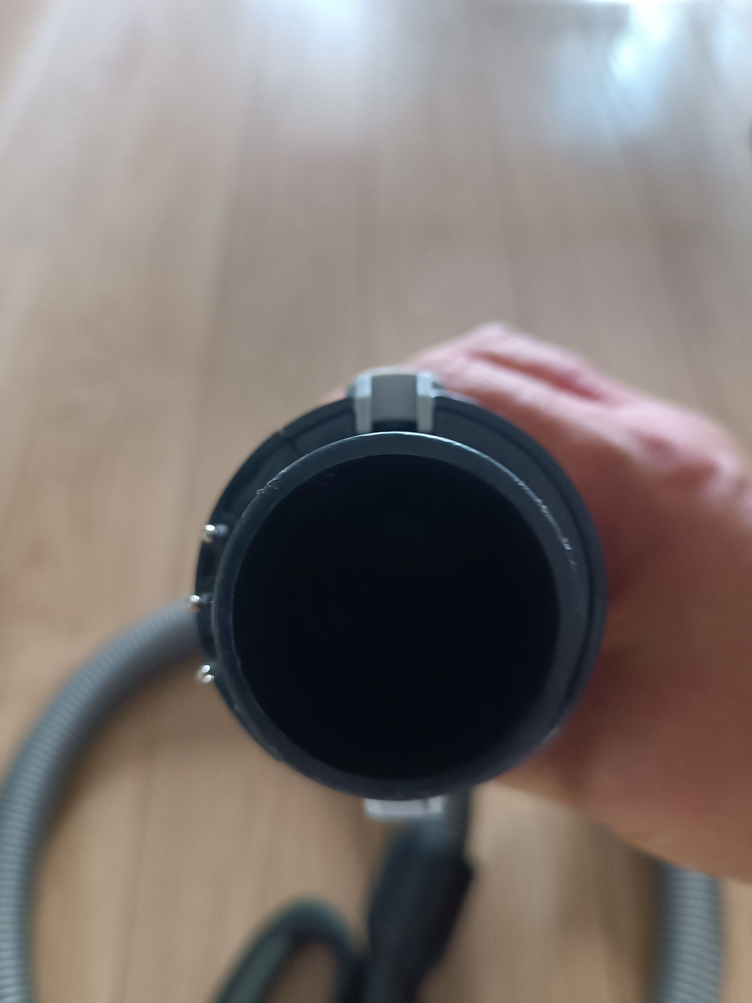 " Odkurzacz Electrolux, AEG - rączka, uchwyt, wąż ,rura ze sterowaniem