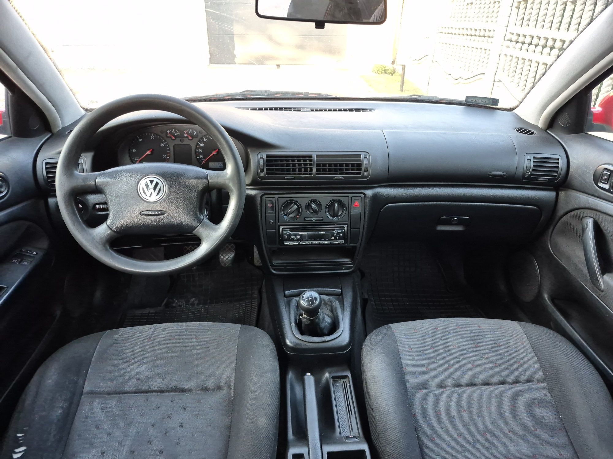 VW Passat b5 1.9 110km hak