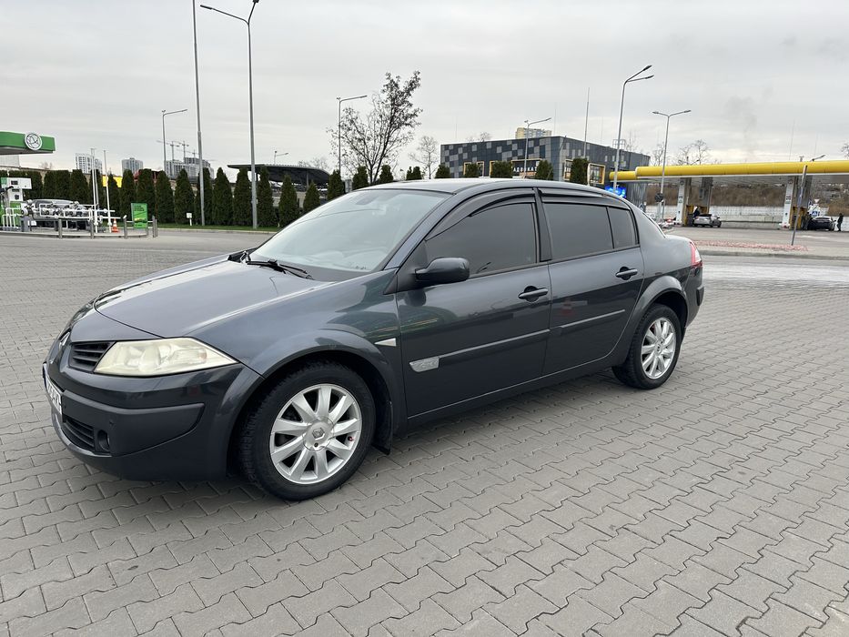Рено Меган 1.6 автомат газ