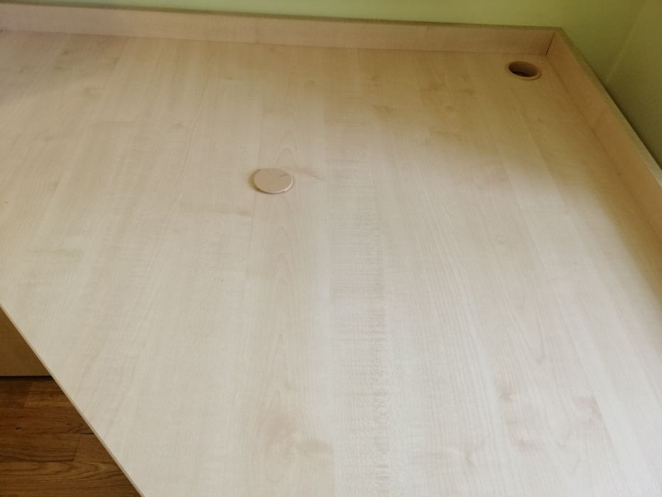 Стіл комп'ютерний, письмовий