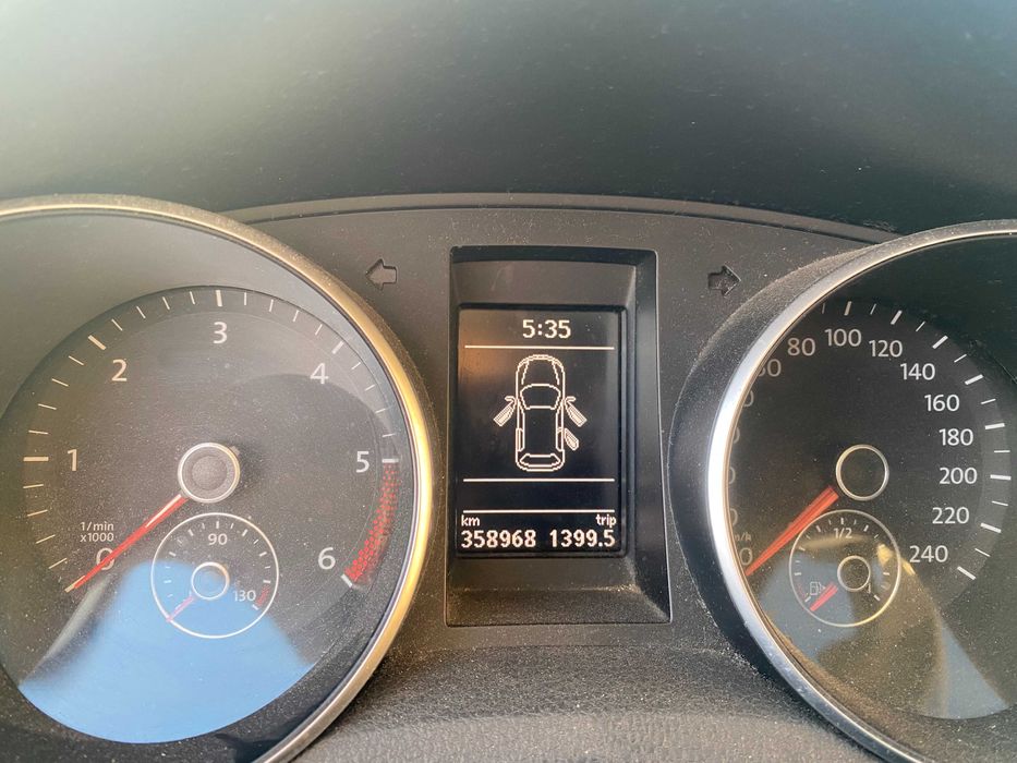 Volkswagen Golf 1.6 TDI (2013) – Edição Bluetooth