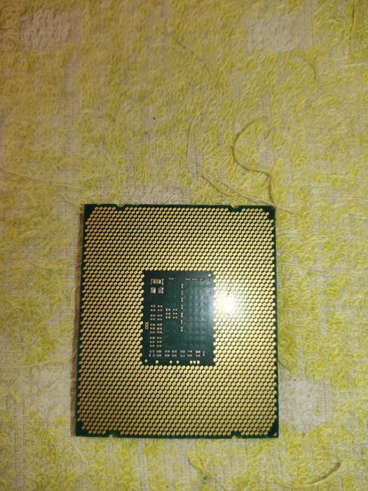 Процесор Інтел i 7 5820k 3.30g