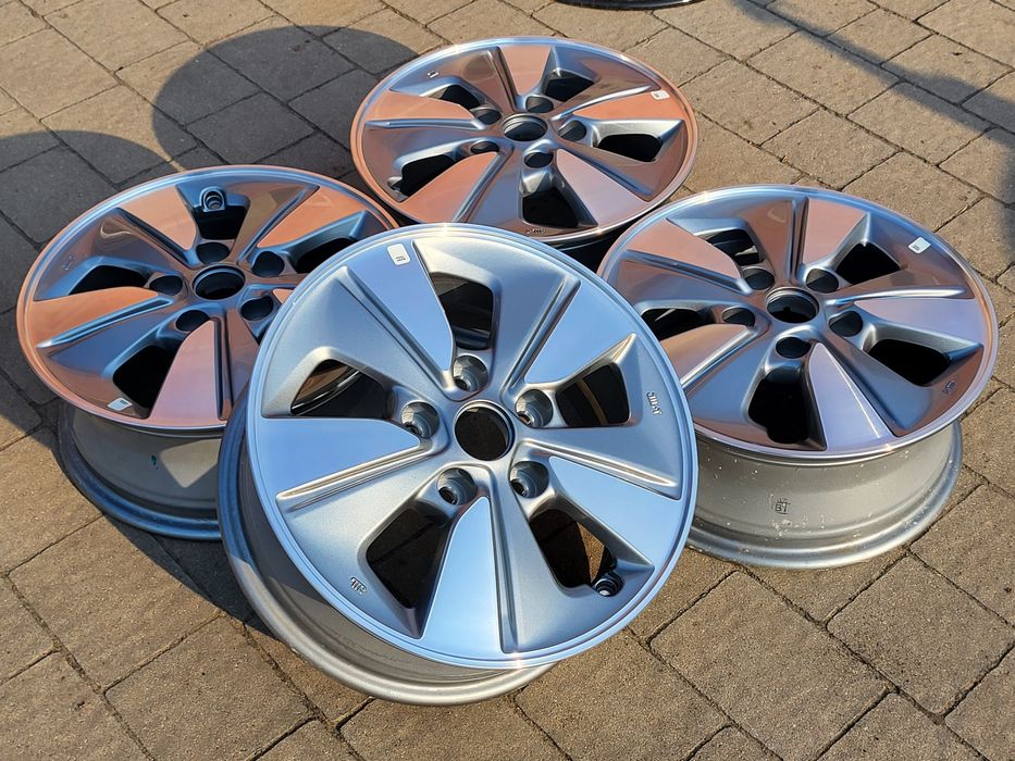 Alufelgi Nissan Renault 5x114,3 6Jx15 et45 cb66.1 jak nowe, cnc!