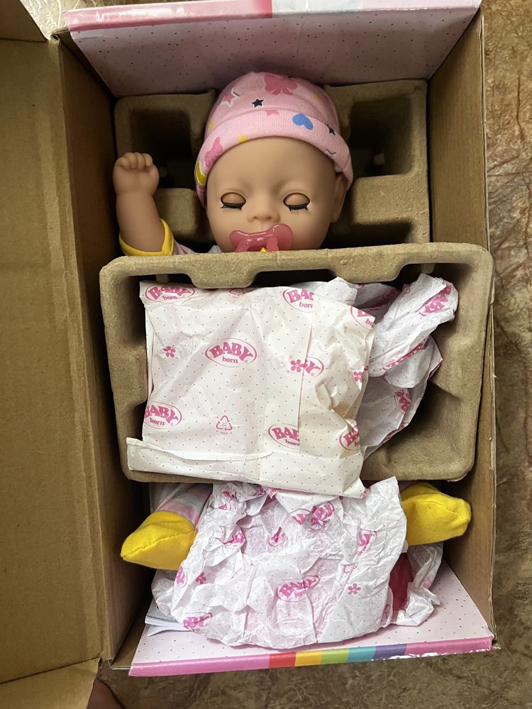 Інтерактивна лялька BABY born