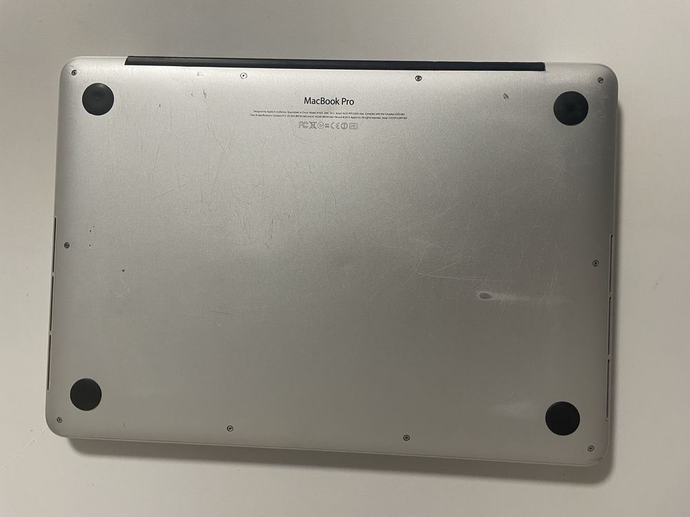 Продам Macbook Pro 13 2013 8/256